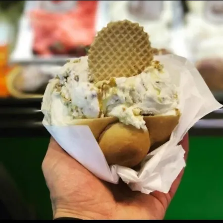 Shell Maqueda Apartment Palermo