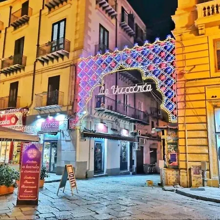 Shell Maqueda דירה