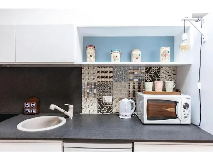 Shell Maqueda * פלרמו